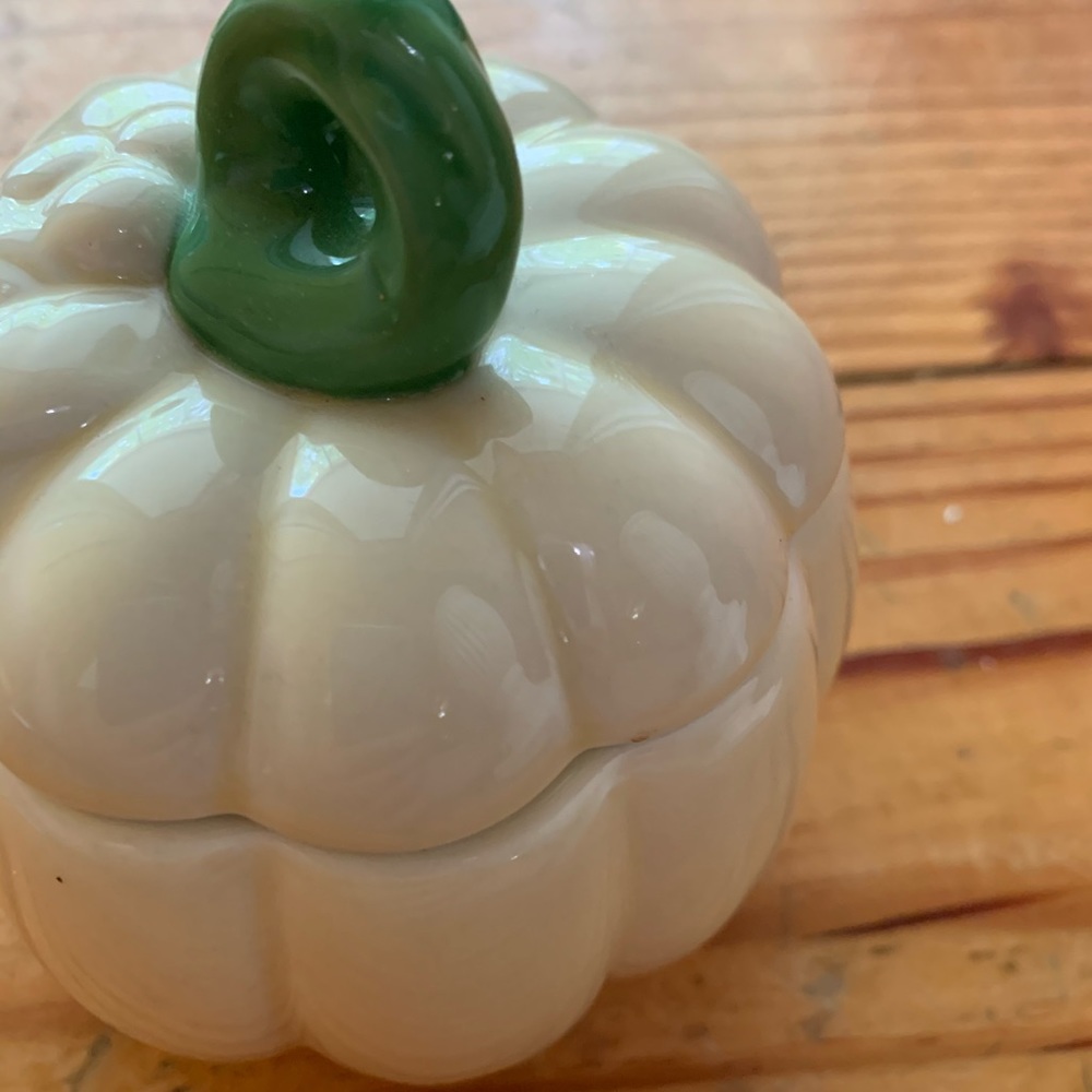 White ceramic pumpkin home decor! Like new! - Picture 8 of 10